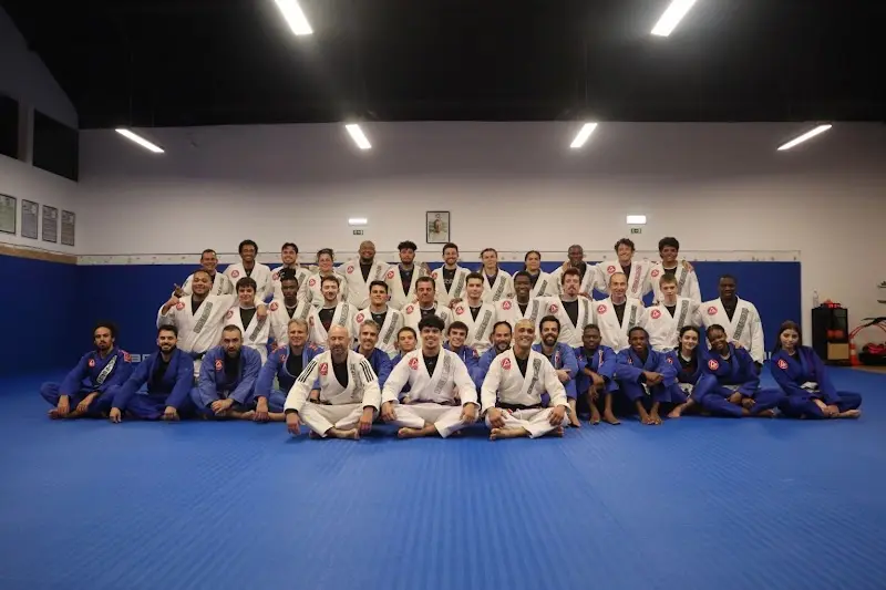 Gracie Barra Braço de Prata