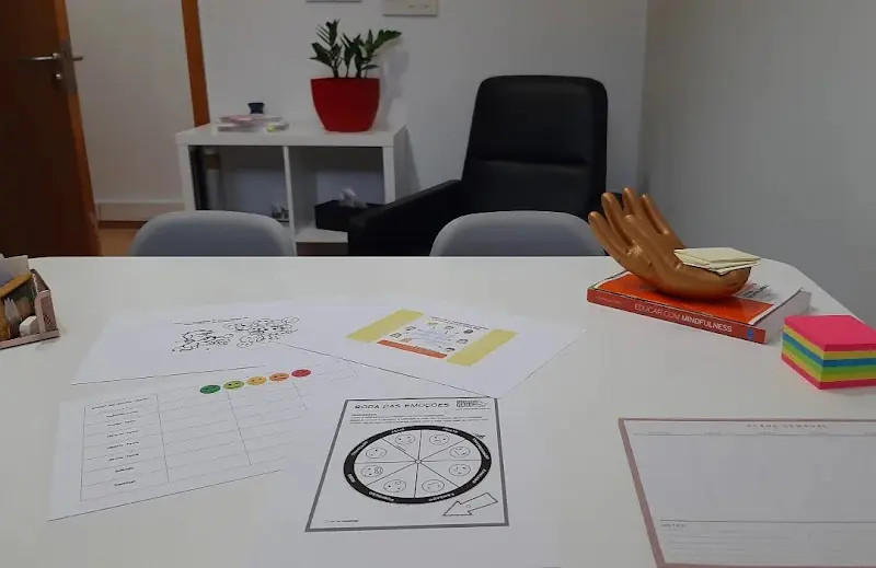 InfinitaMente - Centro de Estudos e Explicações