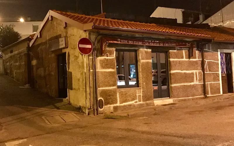 Sede Futebol Clube Os Piratas de Creixomil