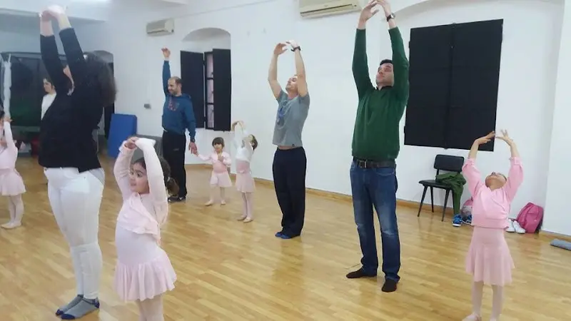 Escola Silvina Candeias