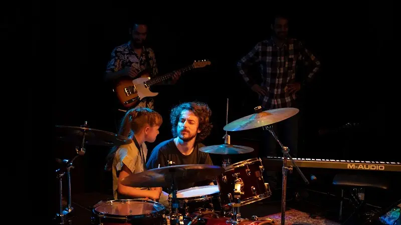 Aulas de Bateria - André Agrela