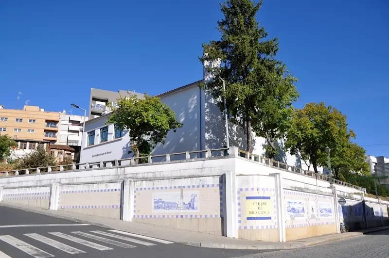 Escola Municipal De Dança