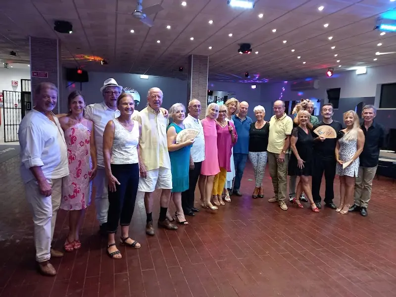 Academia de Dança Cinco Estrelas