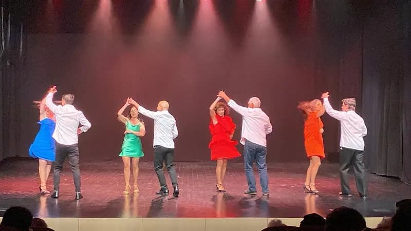 Escola de Dança Ritmo Latino