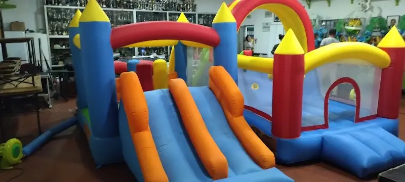 Núcleo Recreativo Desportivo Ídolos da Praça