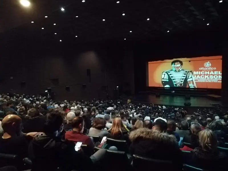 Academia de Instrução e Recreio Familiar Almadense