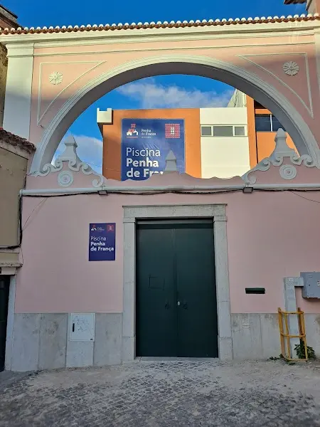 Piscina da Penha de França