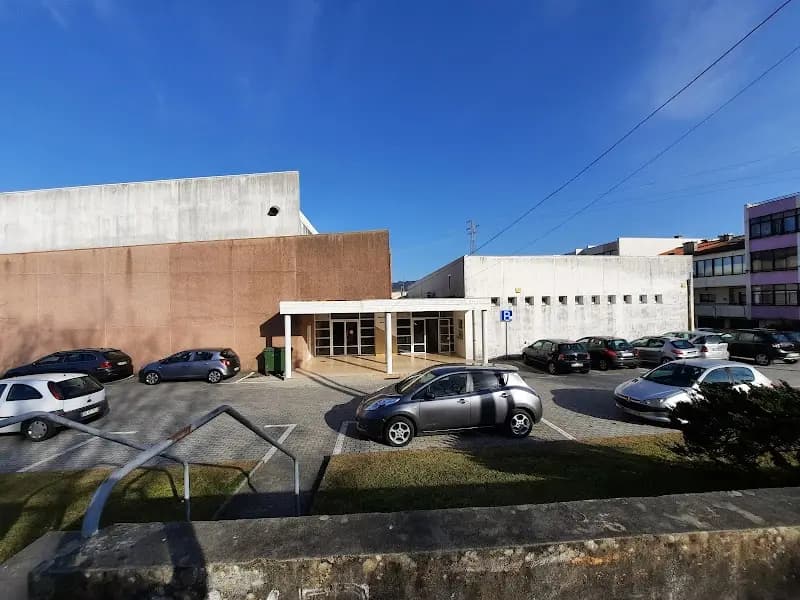 Piscina Municipal de Maximinos