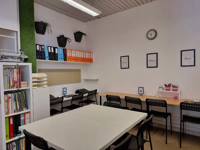 CENTRO ESTUDOS - Apoio ao Estudo e Explicações, ATL, Transporte, ATL de Verão, Festas de Aniversário, Aluguer de Espaço