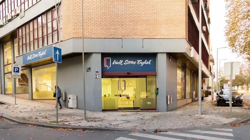 Wall Street English - Famalicão