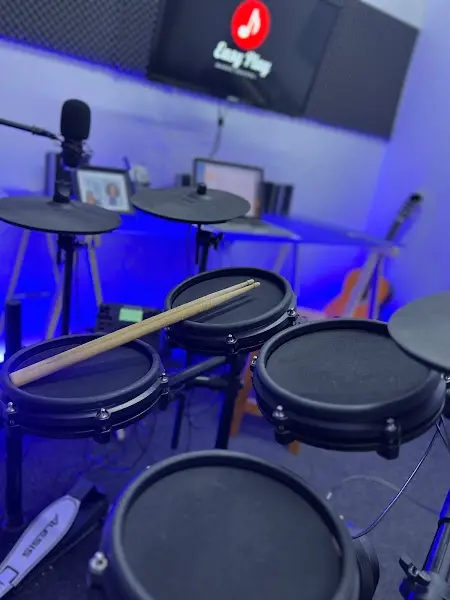 EasyPlayMusic School