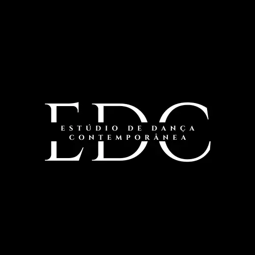 Academia Rosália Ferreira / Estúdio de Dança Contemporânea