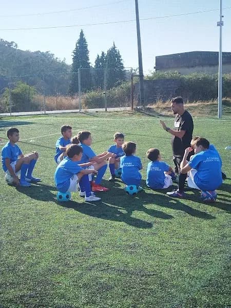 Academia Futebol a Brincar