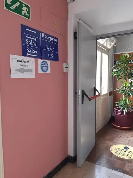 Academia De Línguas Da Madeira