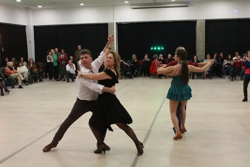 Trópico de Dança - Associação
