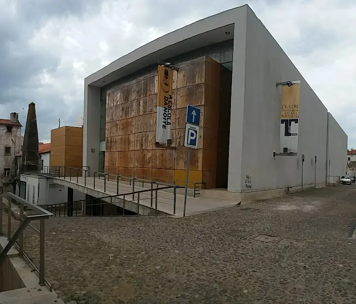 A Escola da Noite - Grupo de Teatro de Coimbra