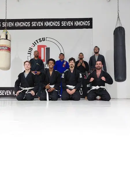 ACADEMIA DL BJJ 001- CASAL DE SÃO BRÁS