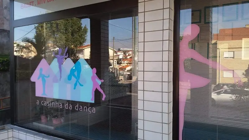 Casinha Da Dança-escola De Dança Unipessoal Lda,a