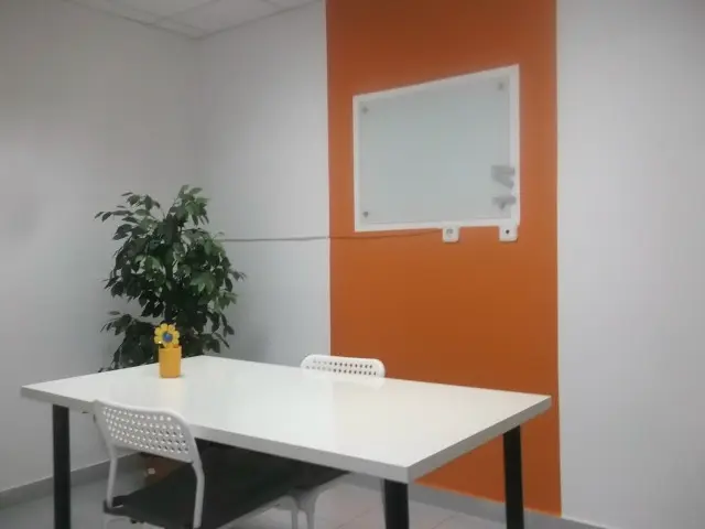 EXPLICOLÂNDIA Sacavém - Centro de Estudos e Explicações