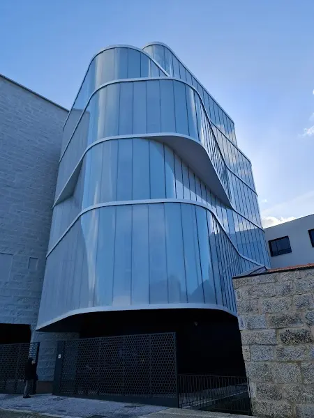 Escola de Artes Visuais