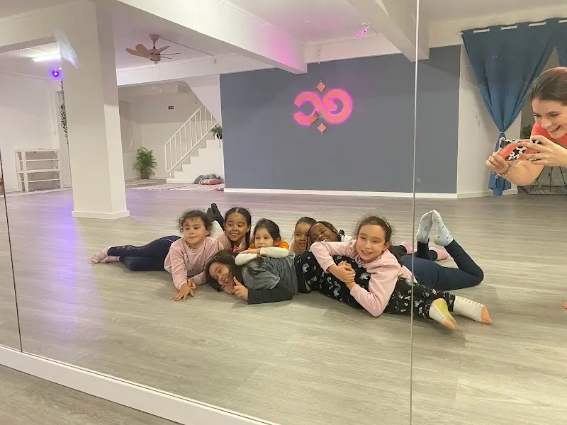 Stellae Studio | Escola de Dança Yoga e Pilates