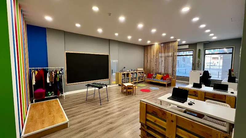 Génios Tagarelas - Centro de Estudos