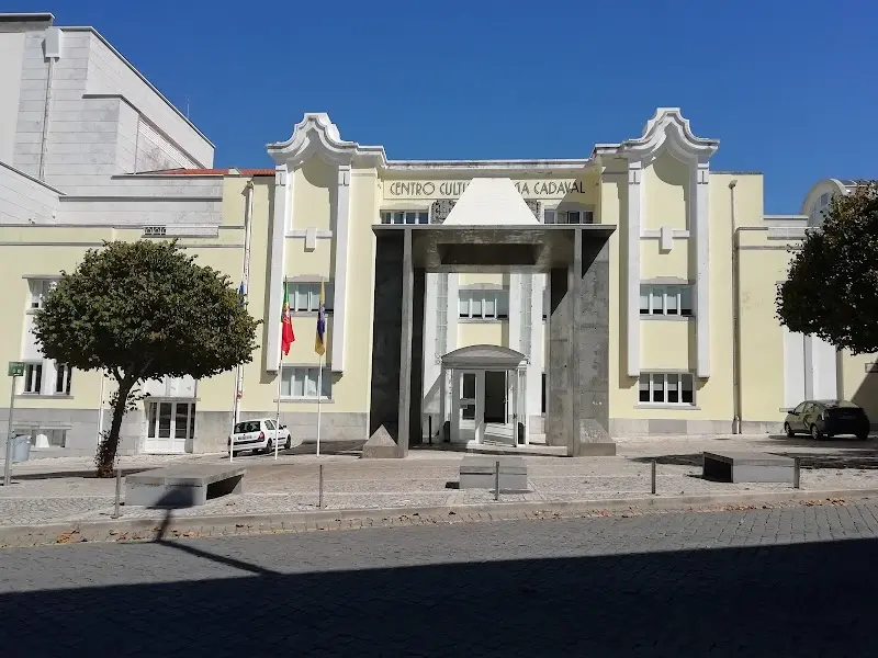 Centro Cultural Olga Cadaval