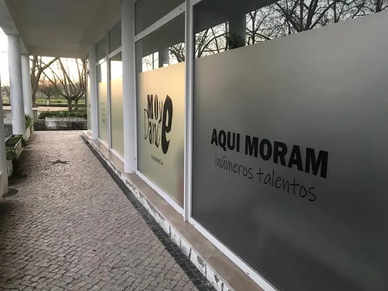 Academia MoveDance