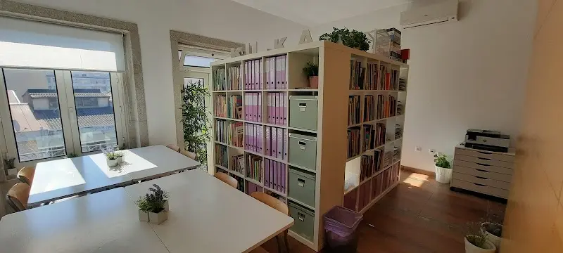 A Turma da Kuka - Sala de Estudo