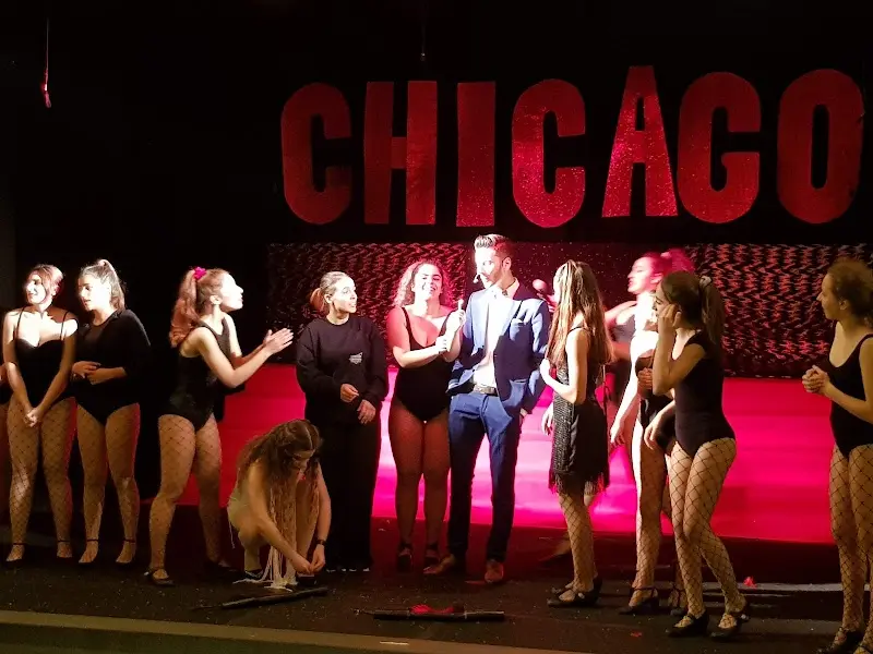 Escola Dramatica E Musical De Milheiroz Da Maia